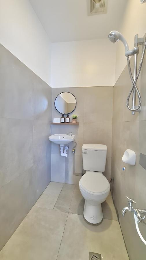 New Modern Home Near Airport, Beach And Fast Wi-Fi Sudtungan Exterior foto