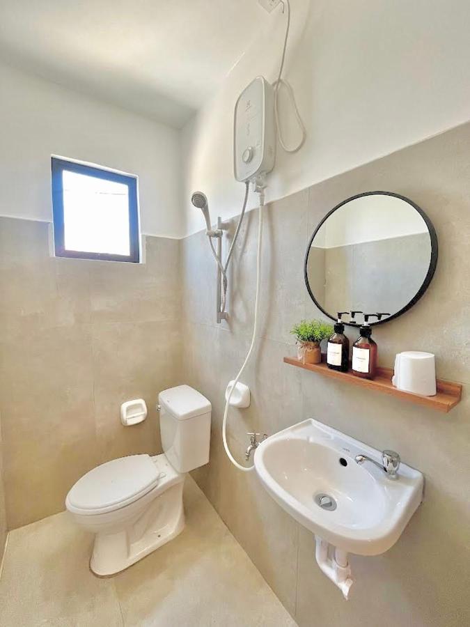 New Modern Home Near Airport, Beach And Fast Wi-Fi Sudtungan Exterior foto